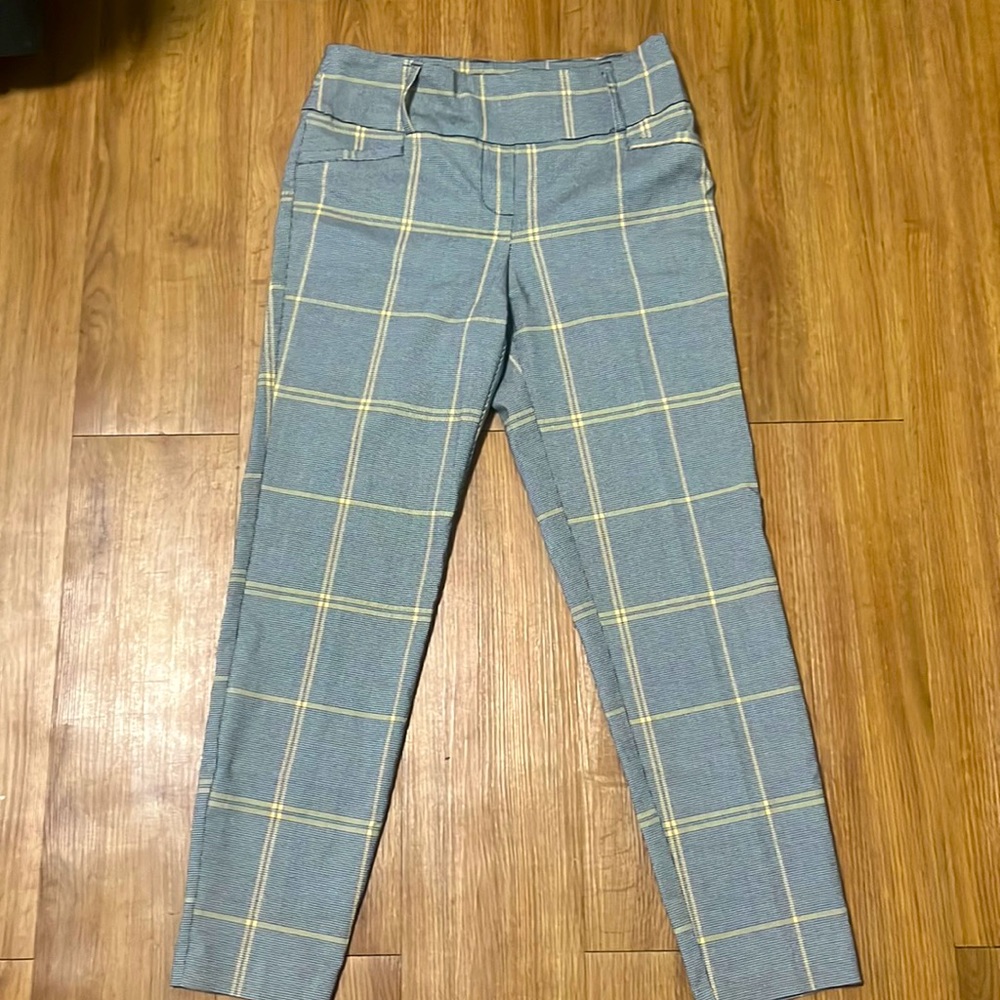 Casual dress pants with yellow plaid (Small)